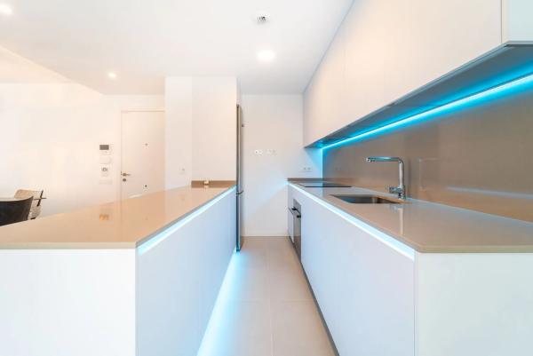 Apartment for sale in Avenida Fuengirola, Fuengirola photo 1