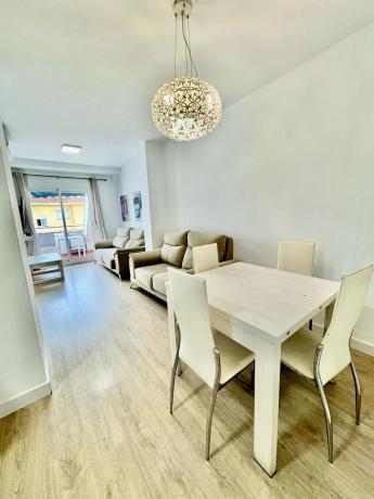 Penthouse for sale at Las Gaviotas, Fuengirola photo 1
