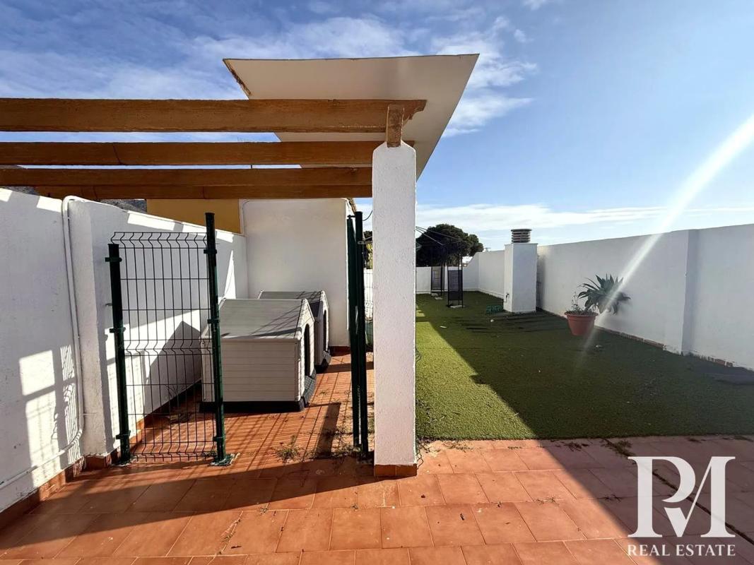 Duplex sale in Calle el Roble, Fuengirola photo 1
