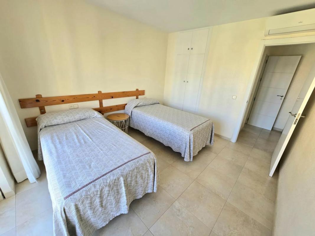 Venta de piso en Calle Huesca, Fuengirola
photo 1