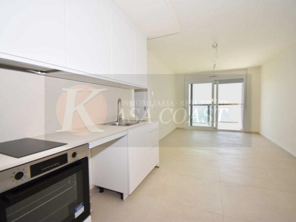 Apartment for sale in Zona Puerto Deportivo, Fuengirola thumbnail 1