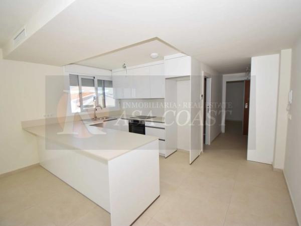Mieszkanie na sprzedaż w  Zona Puerto Deportivo, Fuengirola photo 4