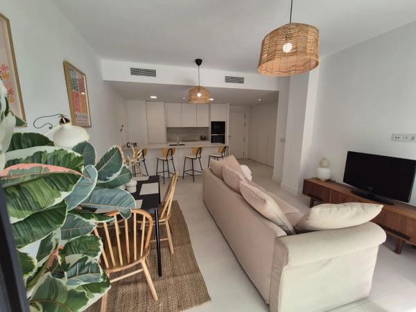 Mieszkanie na sprzedaż w  Avenida Fuengirola, Fuengirola photo 1