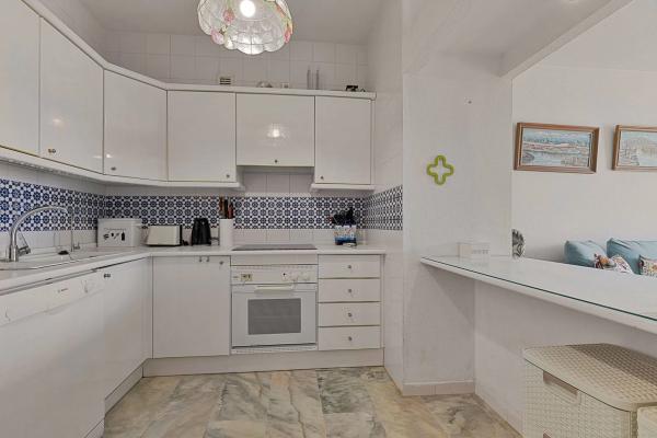 Sale of flat in Calle Alberto Morgenstern, 11, Fuengirola
photo 1