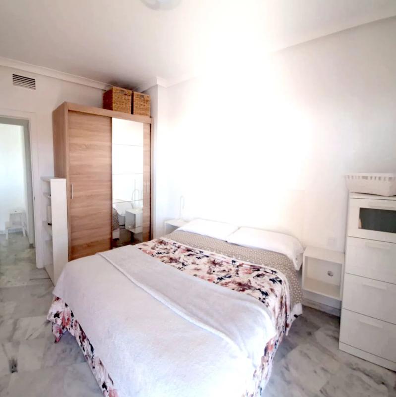 Продажа квартиры на Calle las Dalias, 40, Фуэнхирола
photo 1