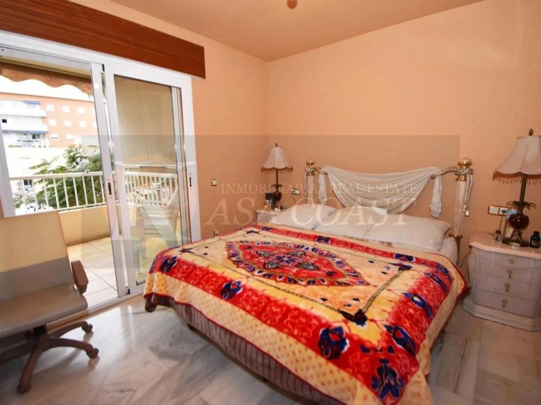 Venta de piso en Zona Puerto Deportivo, Fuengirola
 photo 3