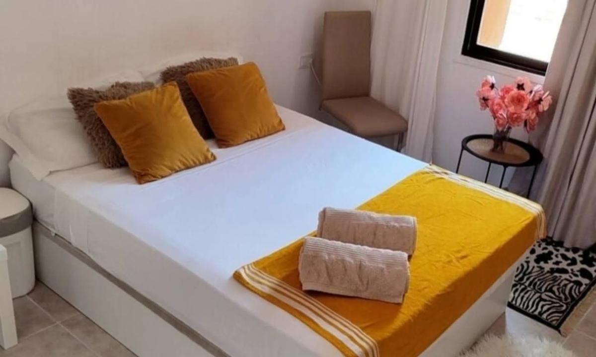 Venta de piso en Calle Jacinto Benavente, 7, Fuengirola
photo 1