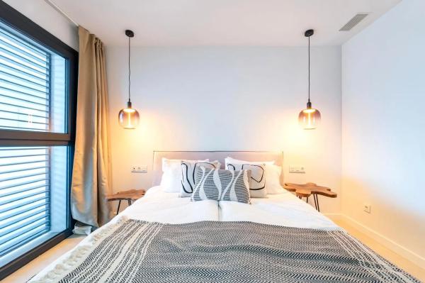 Piso en venta en Calle Alicia, 8, Fuengirola
thumbnail 1