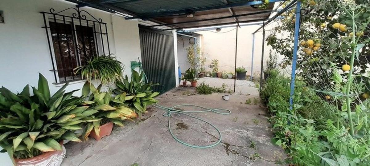 Venta de chalet independiente en Calle los Almendros, Fuengirola
photo 2
