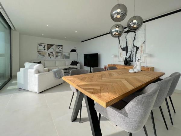 Apartment for sale in  Calle Paula, 2, Fuengirola photo 4