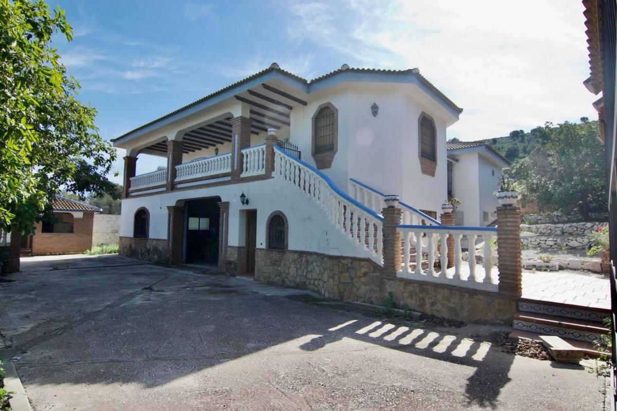 Venta de chalet independiente en Camino de Coín, Fuengirola
photo 2