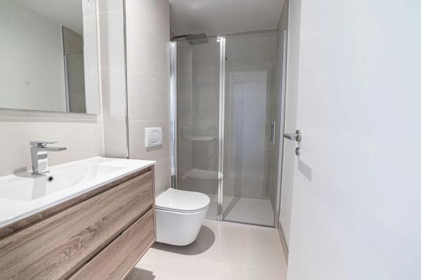 Piso en venta en Avenida Fuengirola, Fuengirola
 photo 4