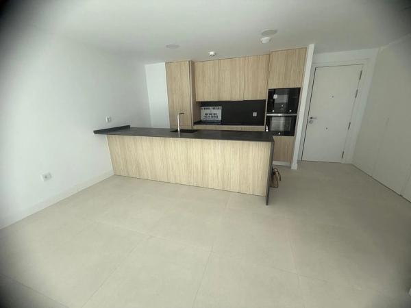 Piso en venta en Avenida Fuengirola, Fuengirola
thumbnail 2