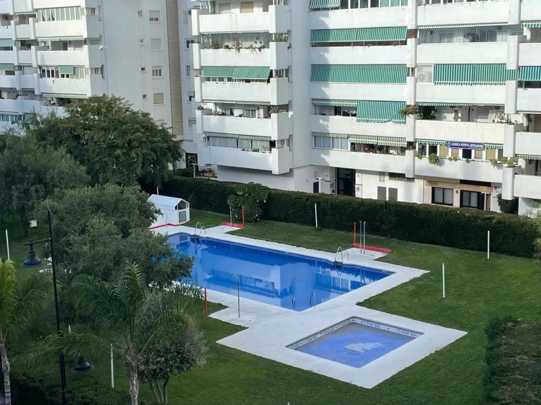 Venta de piso en Zona Sohail, Fuengirola
photo 1