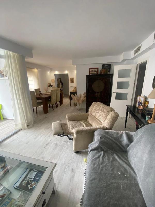 Venta de piso en Zona Sohail, Fuengirola
photo 3