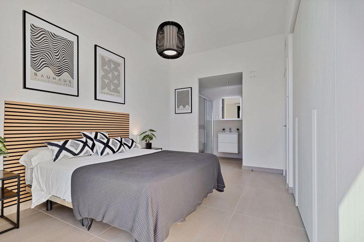 Venta de duplex en Calle Sierra de Cazorla, Fuengirola photo 3