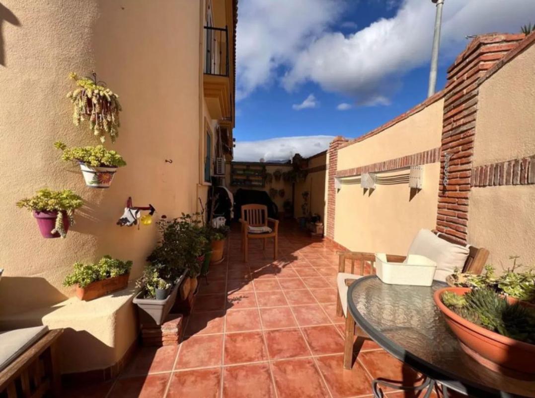 Venta de chalet adosado en Avenida de los Boliches , Fuengirola photo 1