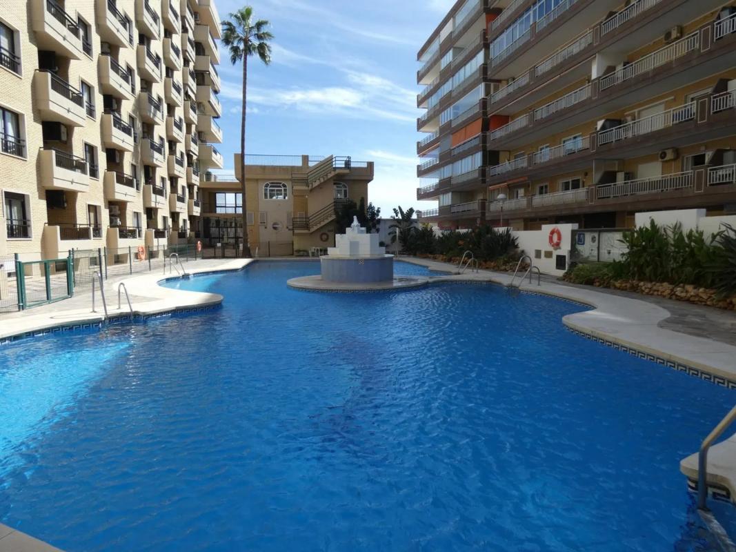 Venta de piso en Paseo Marítimo Rey de España, Fuengirola
photo 2