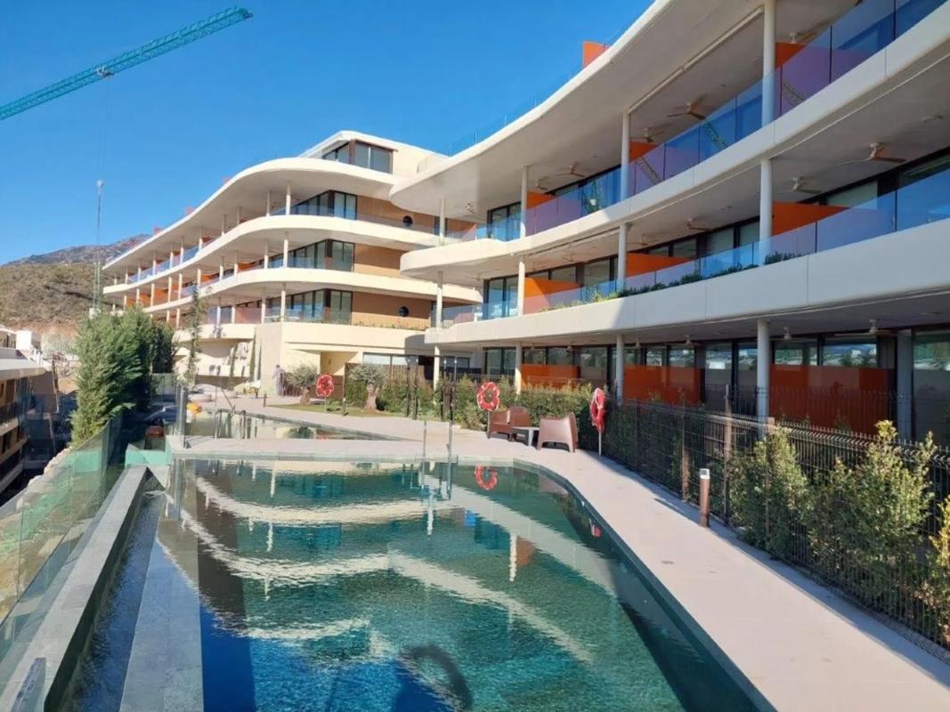 Venta de piso en Avenida Fuengirola, Fuengirola
 photo 2