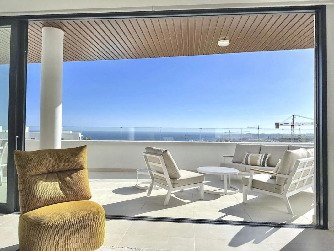 Venta de piso en Avenida 8 de Marzo, Fuengirola
photo 1
