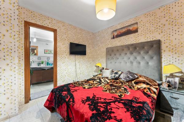 Chalet adosado en venta en  Calle Madrid , Fuengirola photo 4