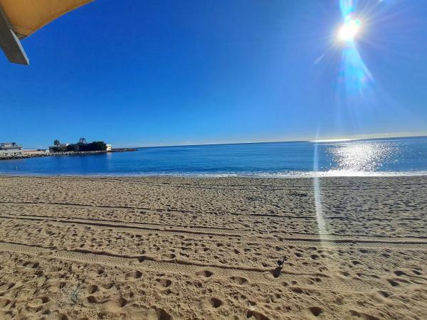 Apartment for sale in  Paseo Marítimo Rey de España, Fuengirola photo 3