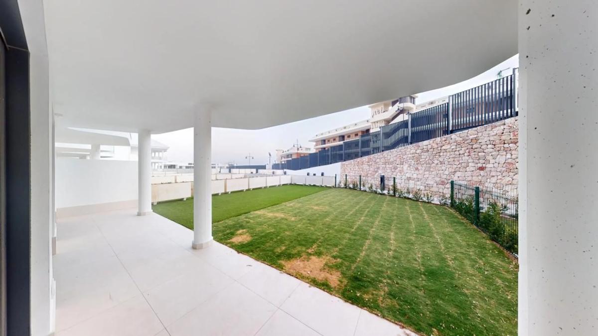 Продажа квартиры на Avenida Fuengirola, 48, Фуэнхирола
photo 1