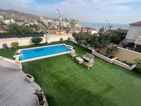 Chalet independiente en venta en Pueblo Acantilado - Lanuza, El Campello
 photo 4