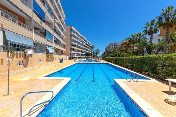 Venta de piso en punta prima, Torrevieja
 photo 2