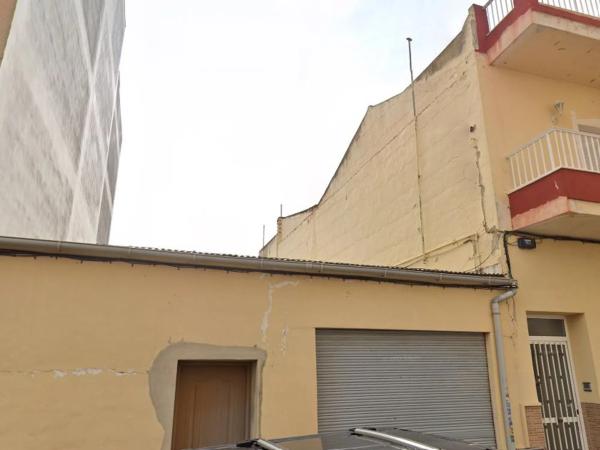 Chalet independiente en venta en Calle del Parador, Elche / Elx
photo 1
