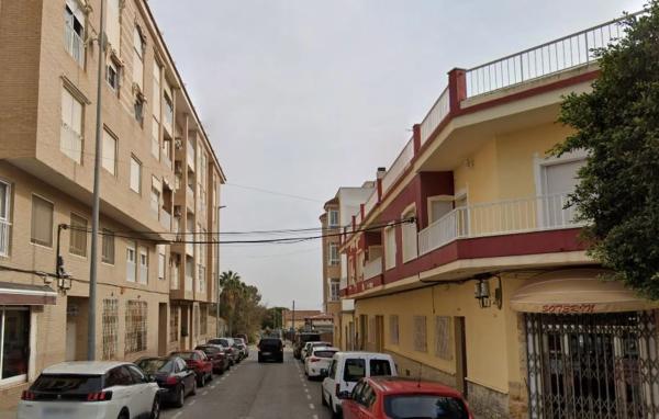 Продажа квартиры на Avenida de l'Alegría, Эльче / Эльх
thumbnail 1