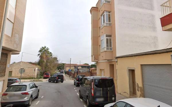 Chalet independiente en venta en Calle del Parador, Elche / Elx
thumbnail 1