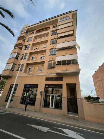Venta de piso en Calle Josep Joaquim Landerer, Elche / Elx
photo 1