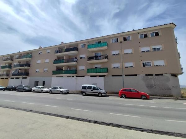 Venta de piso en Carretera Jumilla, Pinoso
 photo 2