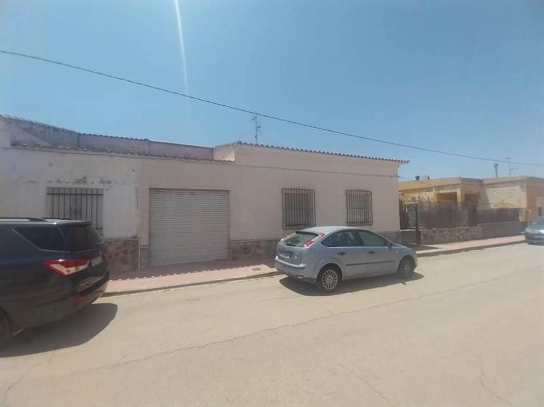 Propiedades en venta y alquiler en España photo 3