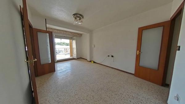 Venta de piso en Calle Cánovas del Castillo, Pinoso
 photo 2