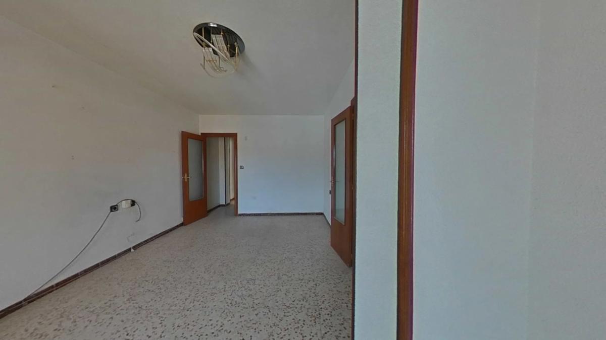 Venta de piso en Calle Cánovas del Castillo, Pinoso
photo 4