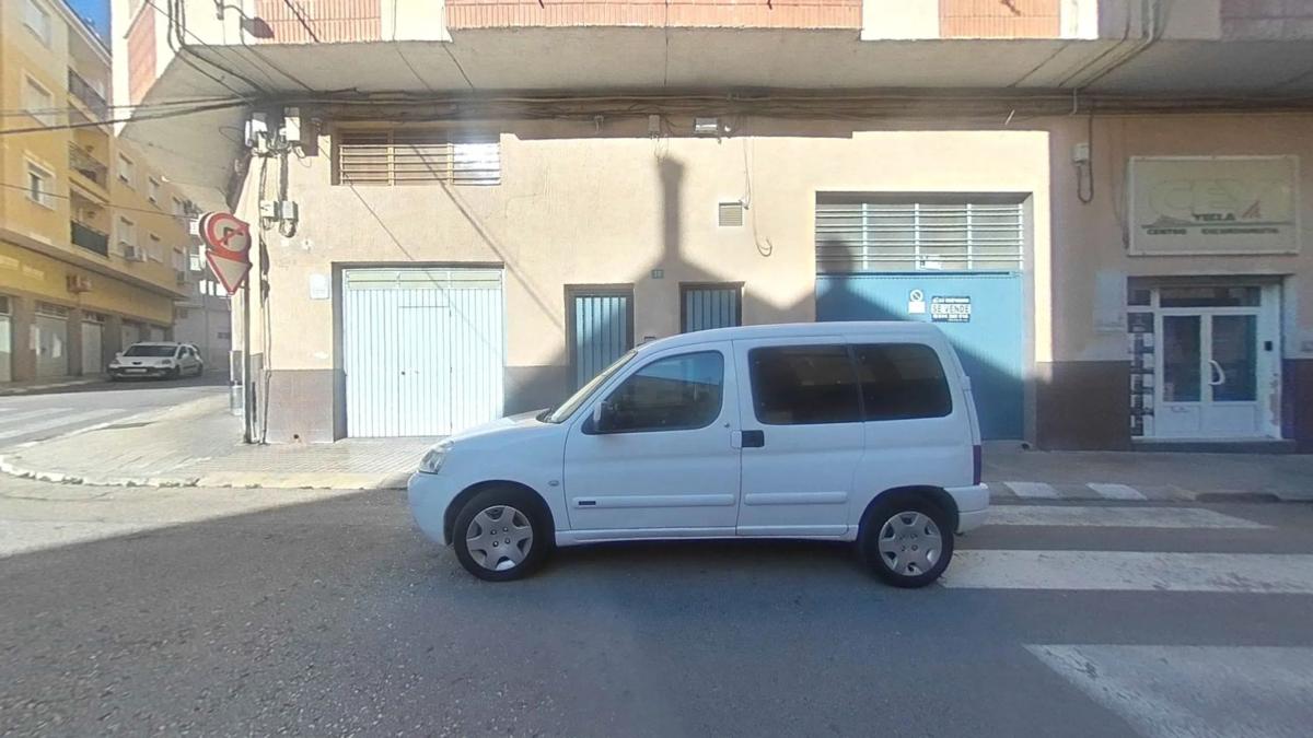 Venta de piso en Calle del General Cabanellas, Yecla
photo 1