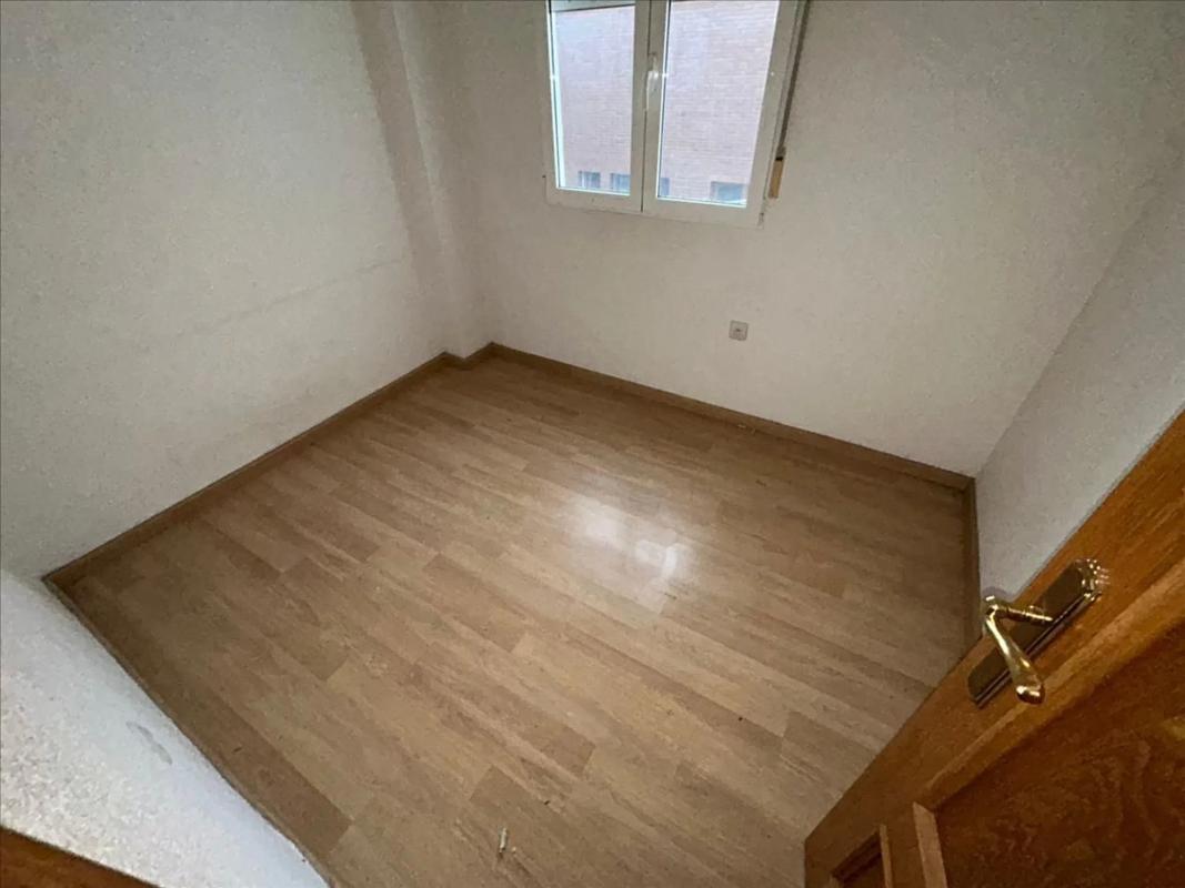 Venta de piso en Avenida de la Feria, Yecla
 photo 5