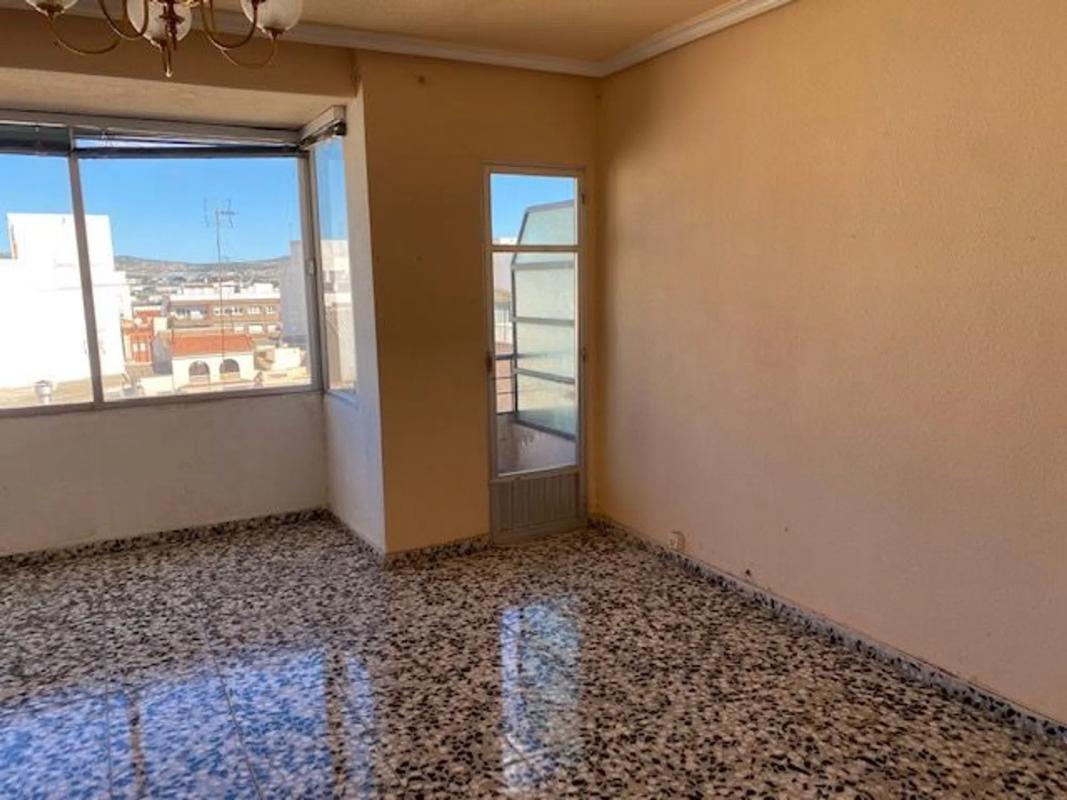 Venta de piso en Calle de Cruz de Piedra, Yecla
photo 3