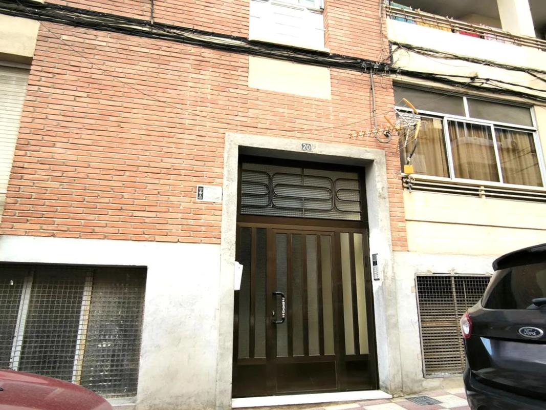 Продажа квартиры на Calle Juan Ramon Jimenez, Хумилья
photo 1