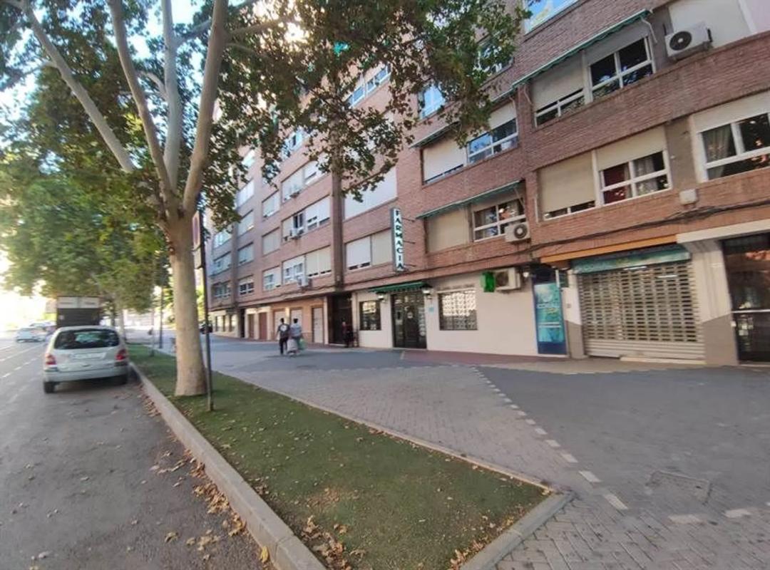 Venta de piso en Alameda de Cervantes, Lorca
photo 1