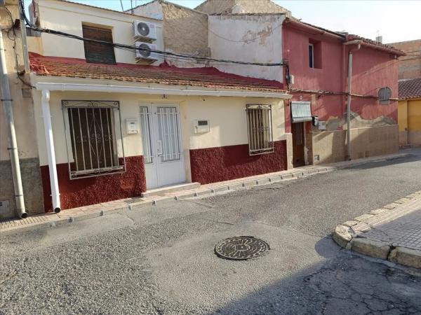 Chalet independiente en venta en Calle Montero, Totana
photo 1