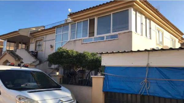 Продажа квартиры на Calle Torrente, Лос Алькасарес
 photo 1