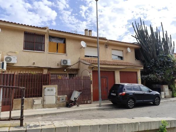 Четырехквартирный дом на продажу на Barrio Los Ramos , Мурсия photo 1