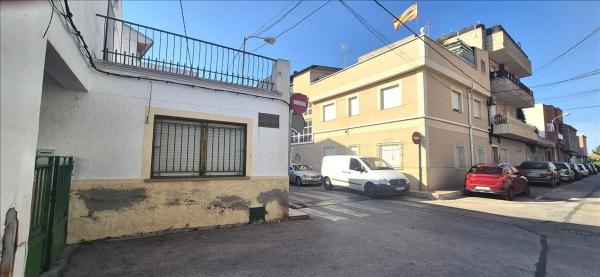 Independent chalet for sale in Calle Ricardo Codorníu, Murcia
 photo 3