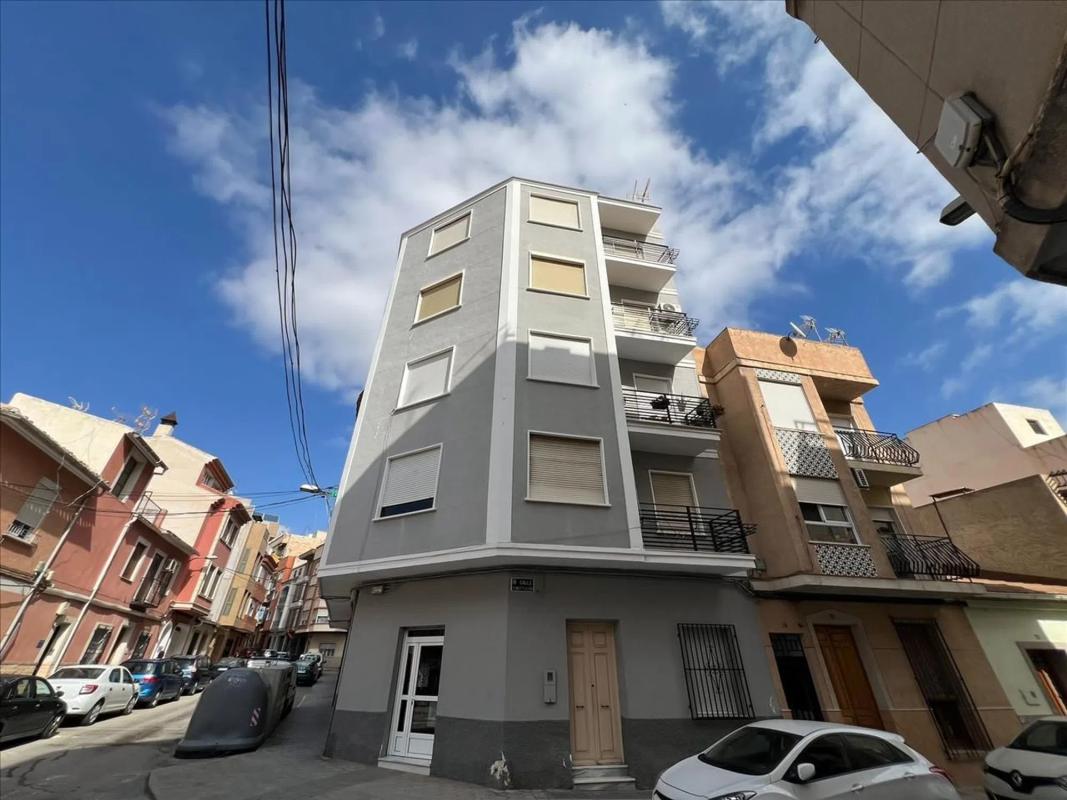 Venta de piso en Calle Numància, Cieza
photo 1