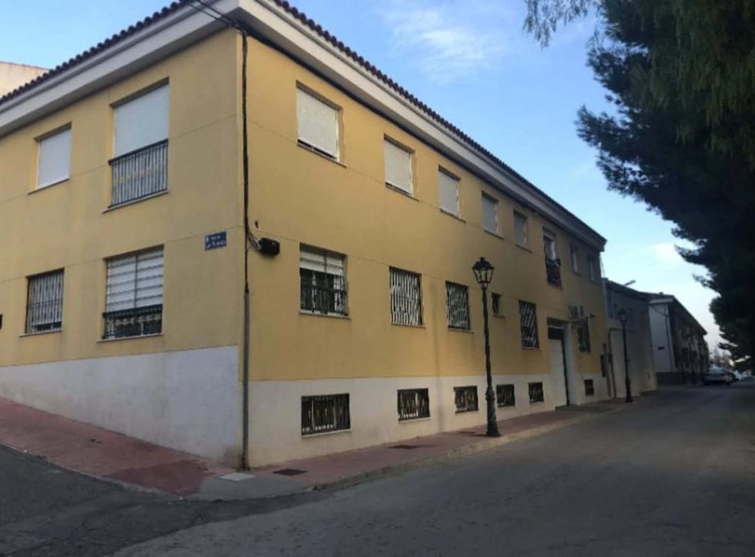 Venta de piso en Avenida Escolar, Blanca
photo 1
