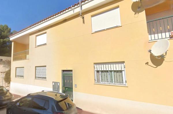 Sale of flat in Avenida Escolar, White
 photo 2