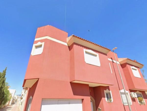 Sale of flat in Calle León, Ceuti
 photo 3